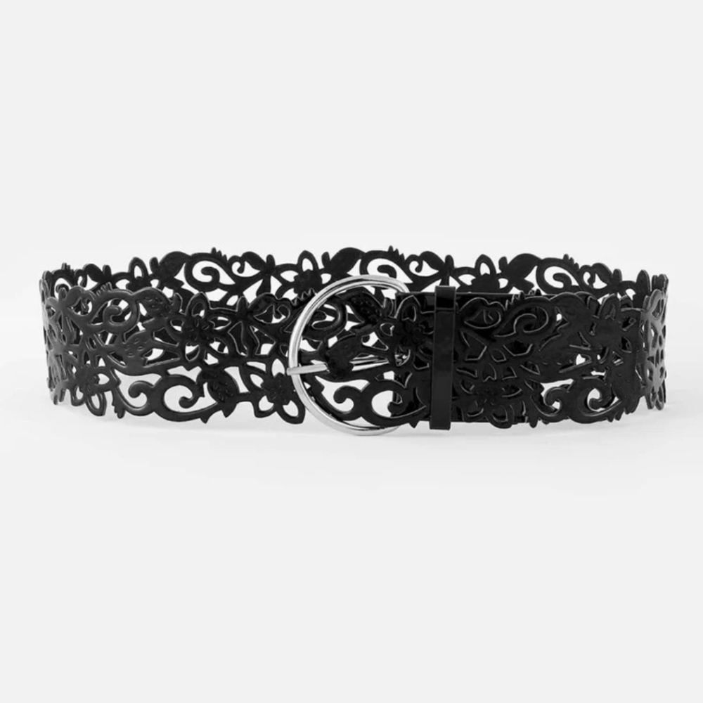 Hollow out patent leather belt!. SHEIN.good quality. - Picture 3 of 4